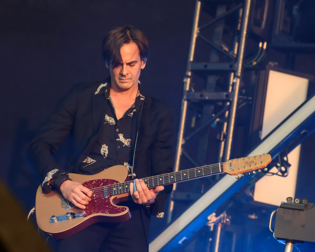 Queens Of The Stone Age – Dean Fertita.