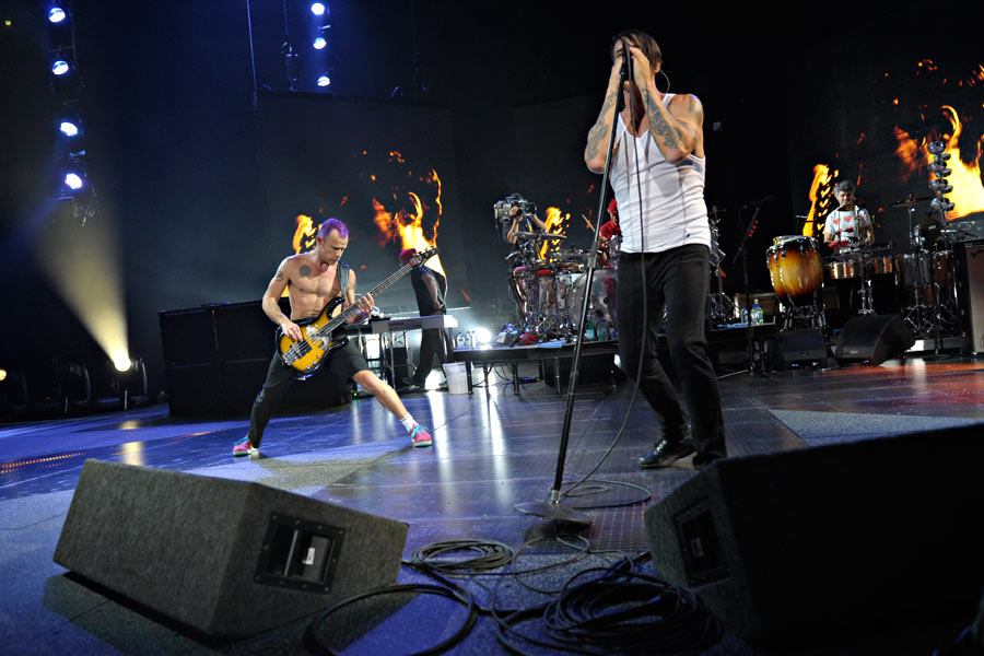 Kiedis, Flea und Co. rocken die Crowd. – Red Hot Chili Peppers.