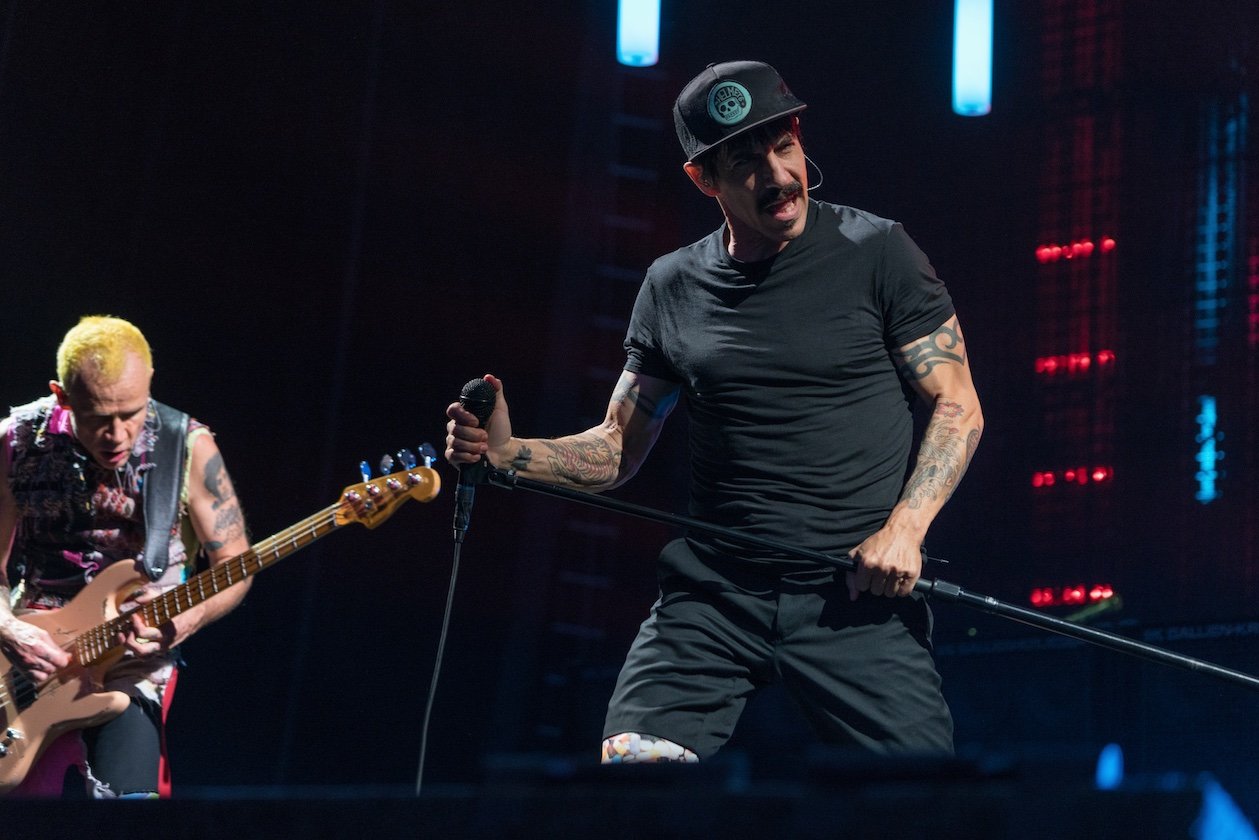 Red Hot Chili Peppers – Viel Live-Spaß mit den Chili Peppers in der Hauptstadt. – Flea und Anthony.
