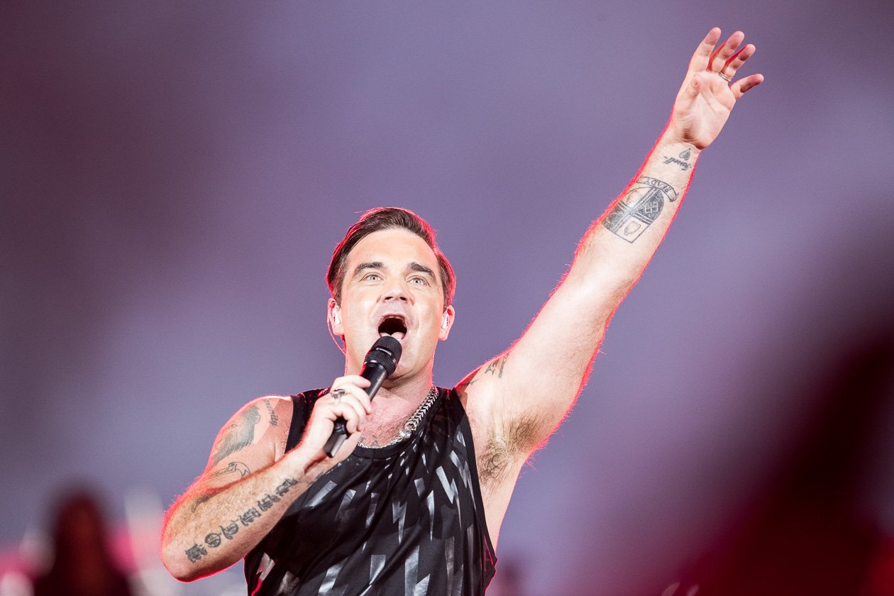 Robbie Williams – Weit über 40.000 wollten den britischen Popstar auf der Bühne erleben. – Robbie williams.