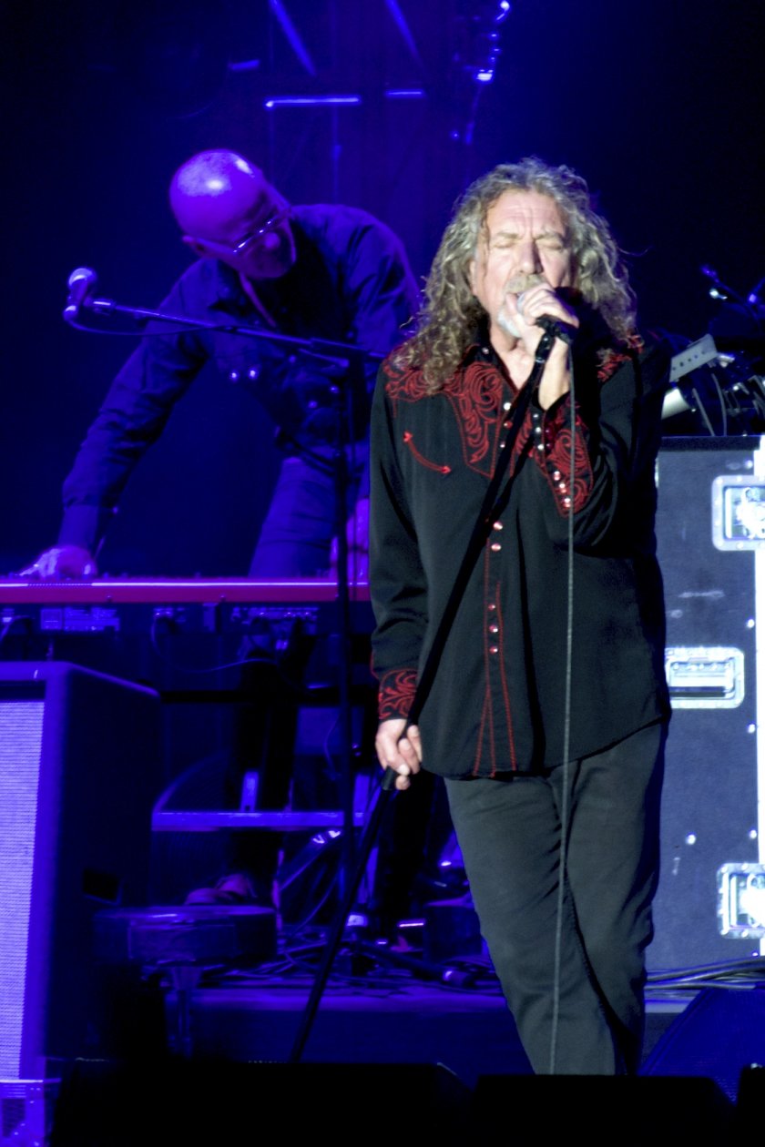 Robert Plant – Der blonde Jesus wirkte nicht überaus euphorisch, aber bestens in Form. 