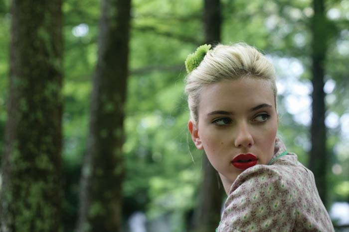 Scarlett Johansson – Die Schöne macht sich auch auf dem Cover gut. – Album-Promo