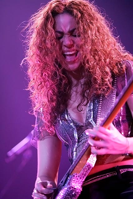 Shakira kommt für das ausgefallene Februar-Konzert zum Nachsitzen nach Köln. – 