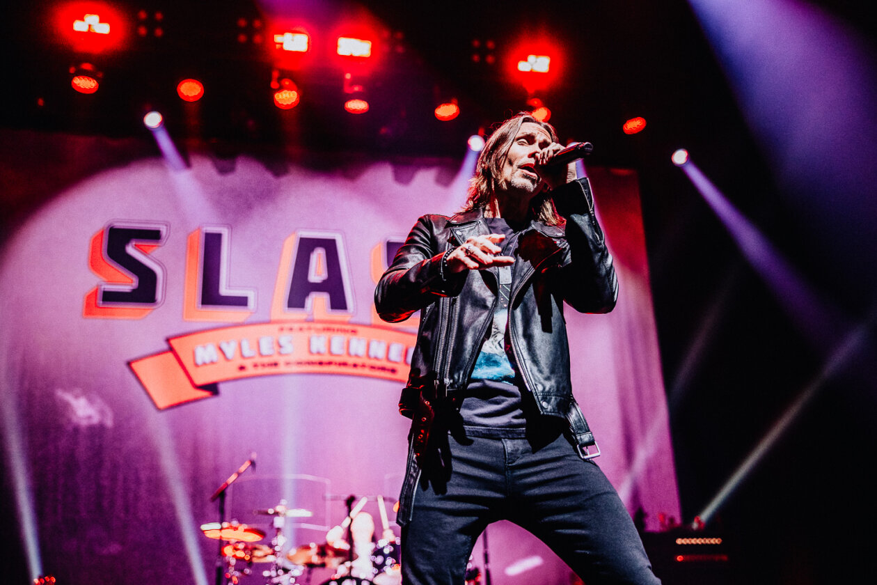 Slash – Der Guns N' Roses-Gitarrist mit Myles Kennedy und The Conspirators on tour. Im Doppelpack mit Mammoth WVH. – Myles Kennedy.