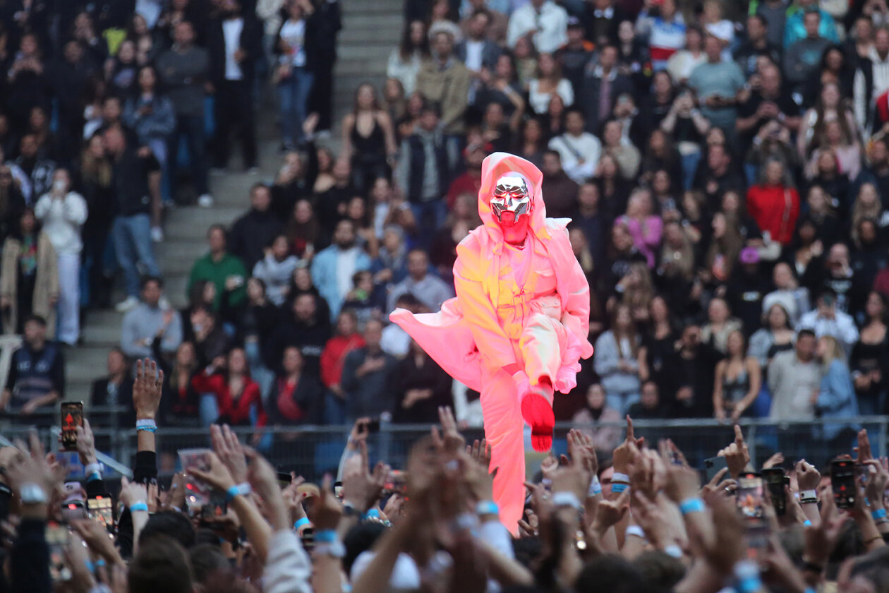 The Weeknd The Weeknd. (9/15) Der Weltstar und "Blinding Lights