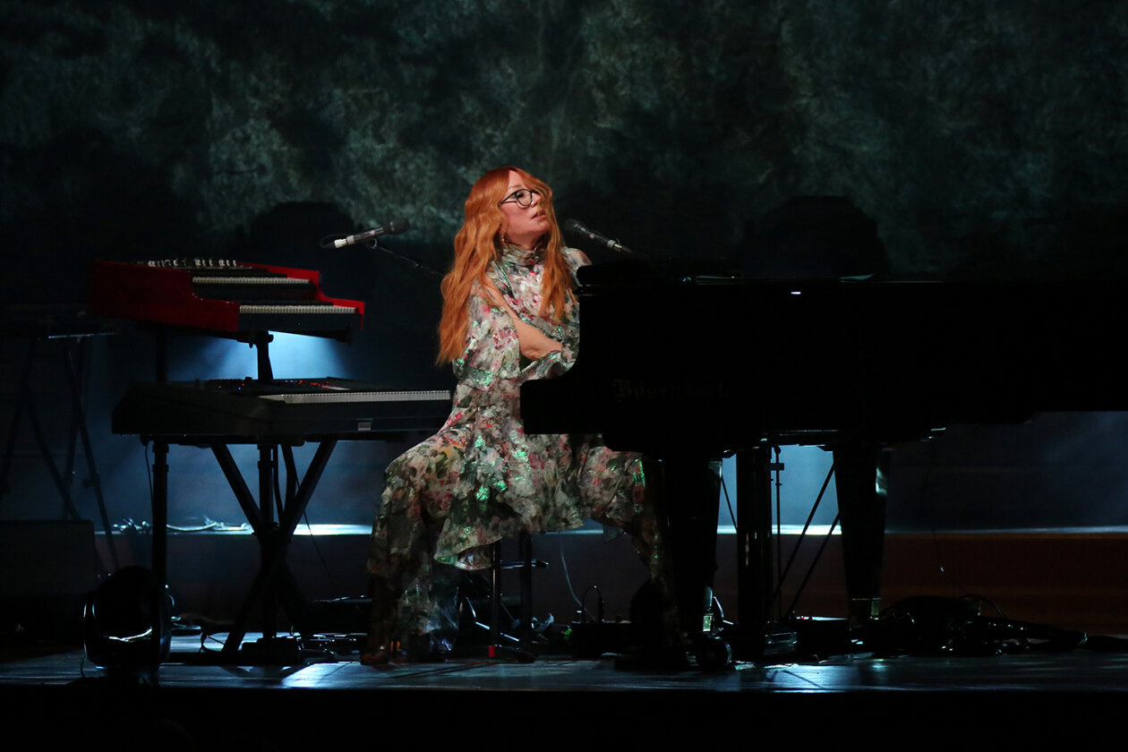 Die amerikanische Singer/Songwriterin und Pianistin zu Gast in der Elbphilharmonie. – Tori Amos.