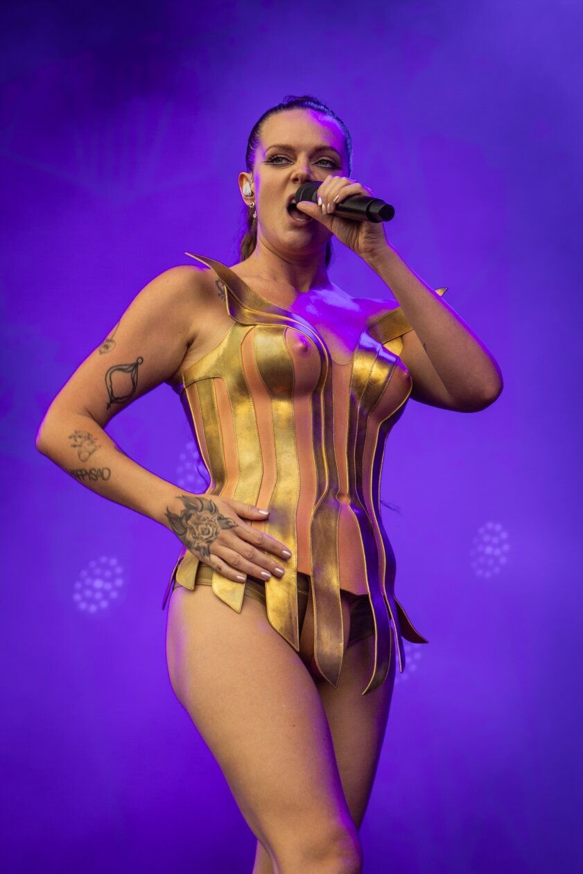 tove-lo-tove-lo-9-19-schwedens-superstar-auf-der-orange-stage