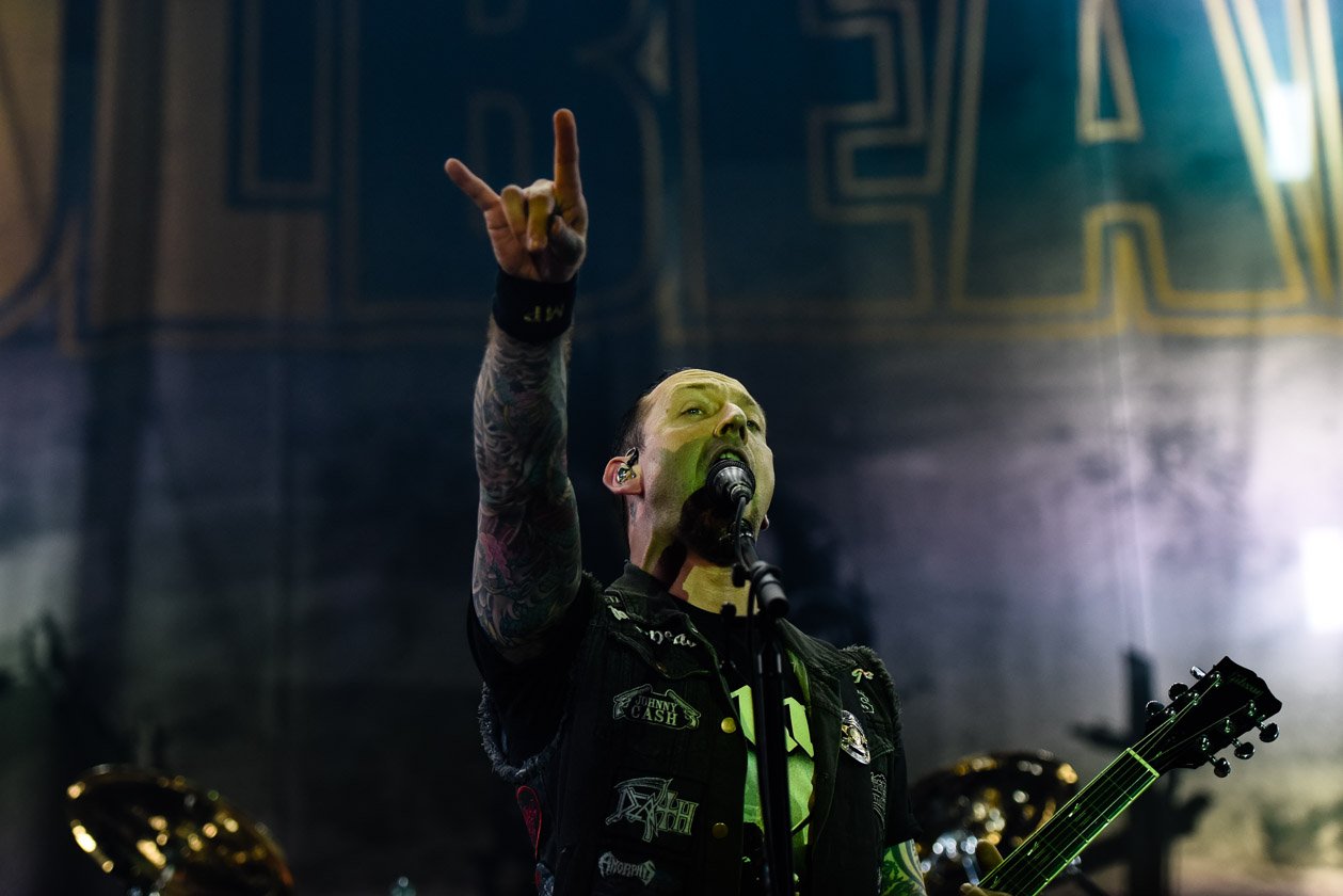 Headliner am Freitag: Michael Schøn Poulsen und Co. – Volbeat in Mendig.