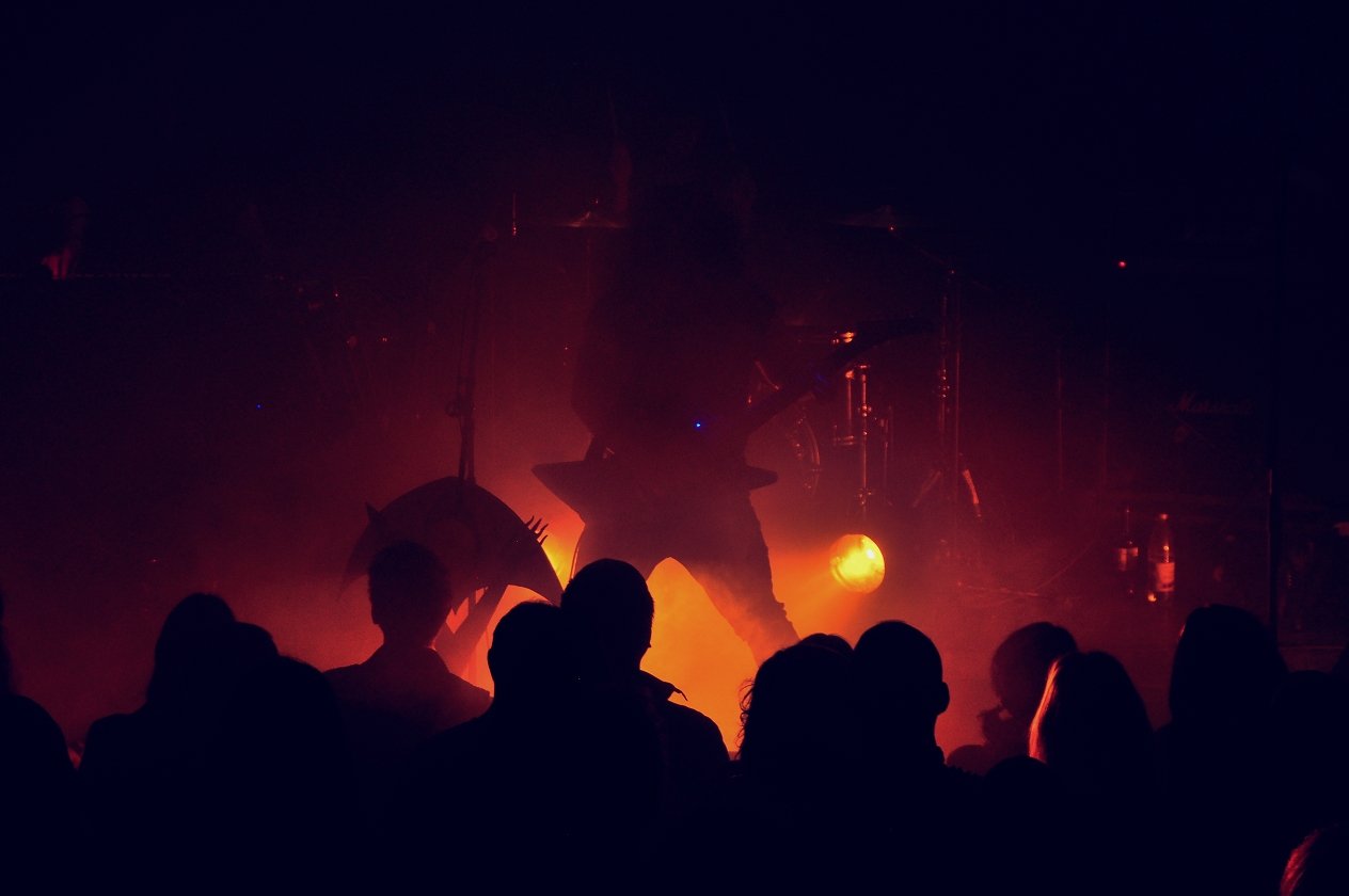 Wolves In The Throne Room – Wolves In The Ruhrpott: "Thrice Woven" live in Bochum. – Dea Artio.