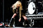 Frontgirl Taylor Momsen und Band in full effect., Rock am Ring, 2014 | © laut.de (Fotograf: Bjørn Jansen)