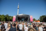 Zehntausende Fans feiern bei brütender Hitze Kraftklub u.a., Dortmund, Westfalenpark, 2018 | © laut.de (Fotograf: Rainer Keuenhof)