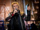 Rebel Yell! Billy Idol mit dem aktuellen Album "The Roadside" auf Tourstopp in Bayerns Hauptstadt., München, Olympiahalle, 2022 | © laut.de (Fotograf: Jasmin Lauinger)