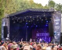 Im idyllischen 'Zaubertal' feiern Tausende Fans mit Peter Fox, Marteria, Bilderbuch, Broilers, Donots, Provinz u.v.a., Taubertal Festival, 2023 | © laut.de (Fotograf: Désirée Pezzetta)