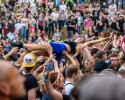 Im idyllischen 'Zaubertal' feiern Tausende Fans mit Peter Fox, Marteria, Bilderbuch, Broilers, Donots, Provinz u.v.a., Taubertal Festival, 2023 | © laut.de (Fotograf: Désirée Pezzetta)