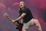 Der Festivaltsonntag ließ die Fans noch einmal ausrasten: Bring Me The Horizon, Deichkind, Feine Sahne Fischfielt, Sum 41, The Offspring u.a., Hurricane, 2024 | © laut.de (Fotograf: Björn Buddenbohm)