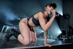 Perfekte Performance der britischen Musikerin beim einzigen Deutschland-Gig., Berlin, Uber Eats Music Hall, 2025 | © laut.de (Fotograf: Chris Springer)