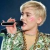 Metalsplitter - Miley Cyrus imponiert Lars Ulrich