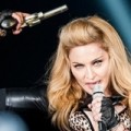 Brit Awards - Madonna stürzt, Kanye verstummt