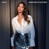 Leony – Somewhere In Between