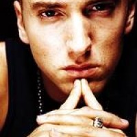 Eminem – Prügelei auf dem Herren-WC