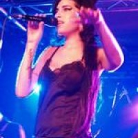 Amy Winehouse – Nur Victoria Beckham kleidet sich mieser
