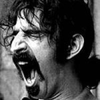 Frank Zappa – Genie-Witwe verklagt Fanclub