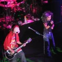 EMAs 2008 – Tokio Hotel schlagen Metallica