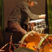 Michael Lee – Page und Plant trauern um Drummer