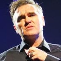 Zusammenbruch – Morrissey kollabiert auf der Bühne
