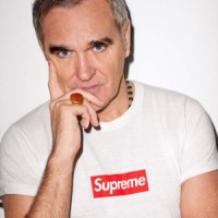 Schuh-Plattler – Supreme-Label kontert Morrissey