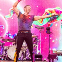 Live in Berlin – Coldplay lassen Fans tanzen und radeln