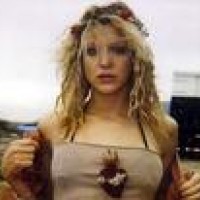 Courtney Love – Majordeal über drei Alben perfekt