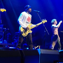 Nur Liebe bei Turnstile.