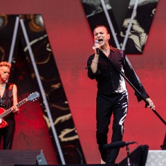 Depeche Mode.