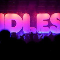 Idles.