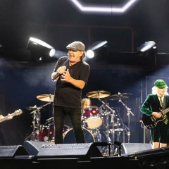 AC/DC.