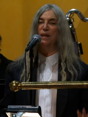Nobelpreis: Patti Smith singt für Bob Dylan