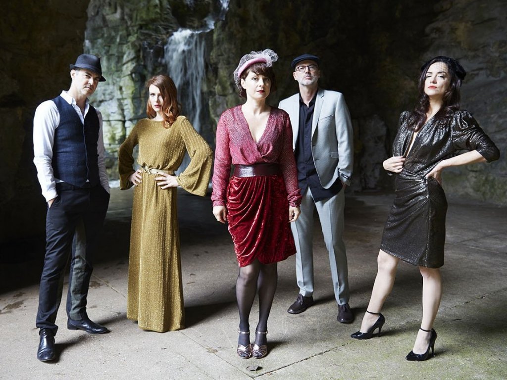 Nouvelle Vague – Cover